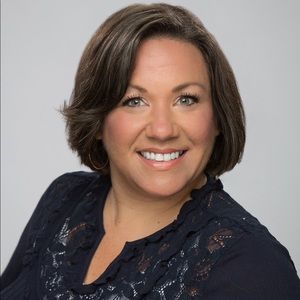 Meet your Posher, Jennifer